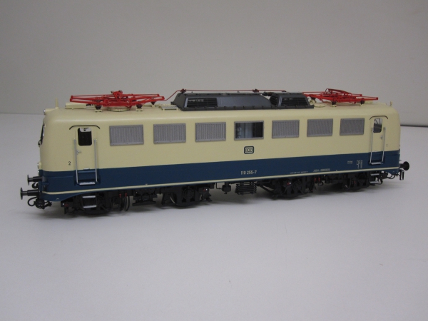 Demko 110 255-7 EP IV in Ozeanblau