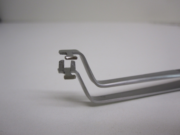 Kupplungspinzette links