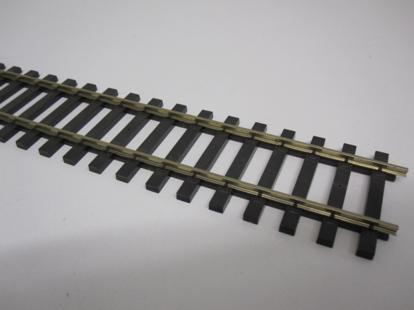 Gleis 1m mit Kunstoffschwellen