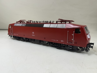 BR 120 von Kiss in Orientrot
